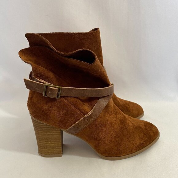 New Directions Tan Ankle Boots - Picture 1 of 10